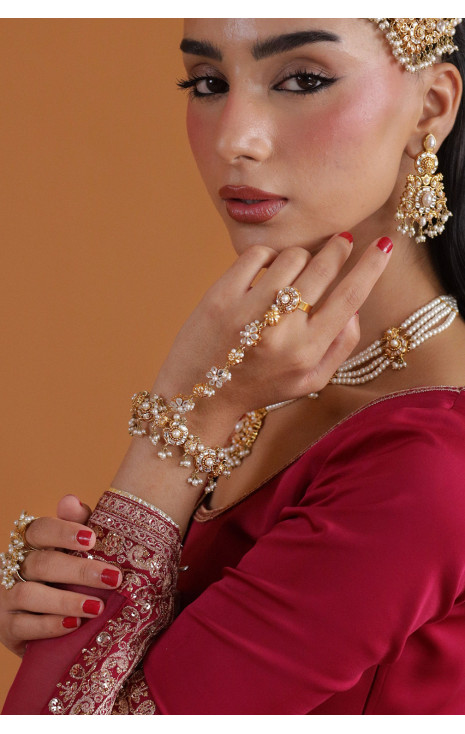 Saliha (Angla)